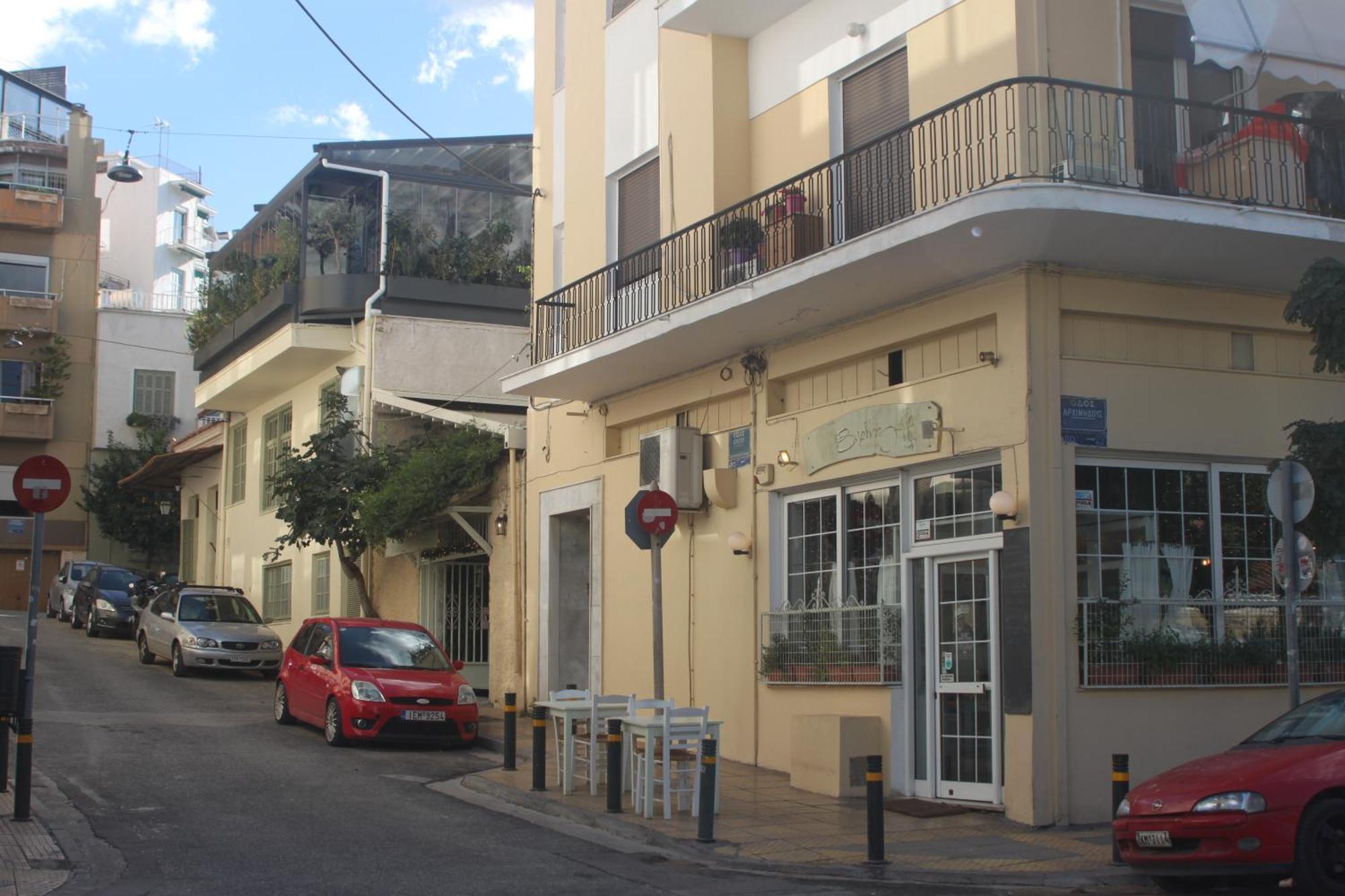 "Under The Olive Tree"- Beautiful Apartment In The Heart Of Athènes Extérieur photo